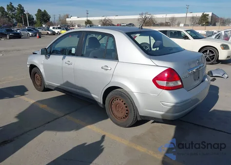 2007 Nissan Versa 1.8S z USA, uszkodzony, nr VIN 3N1BC11E77L423996